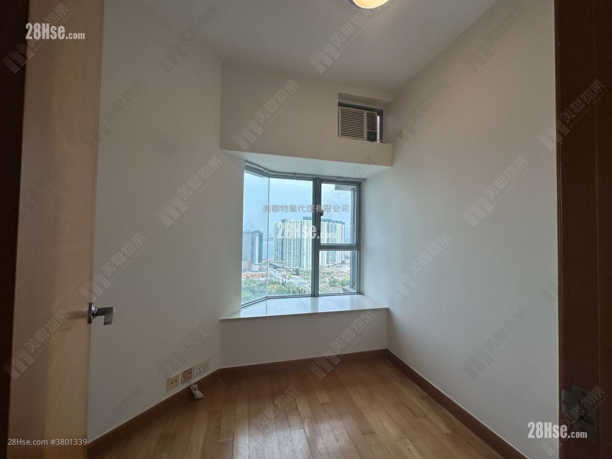 蓝天海岸 售盘 3 房 781 平方尺