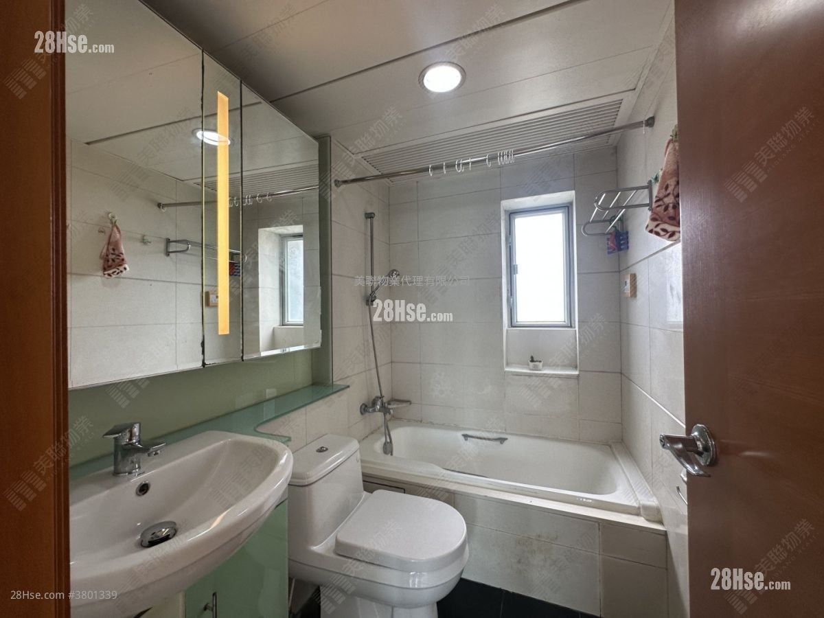 蓝天海岸 售盘 3 房 781 平方尺