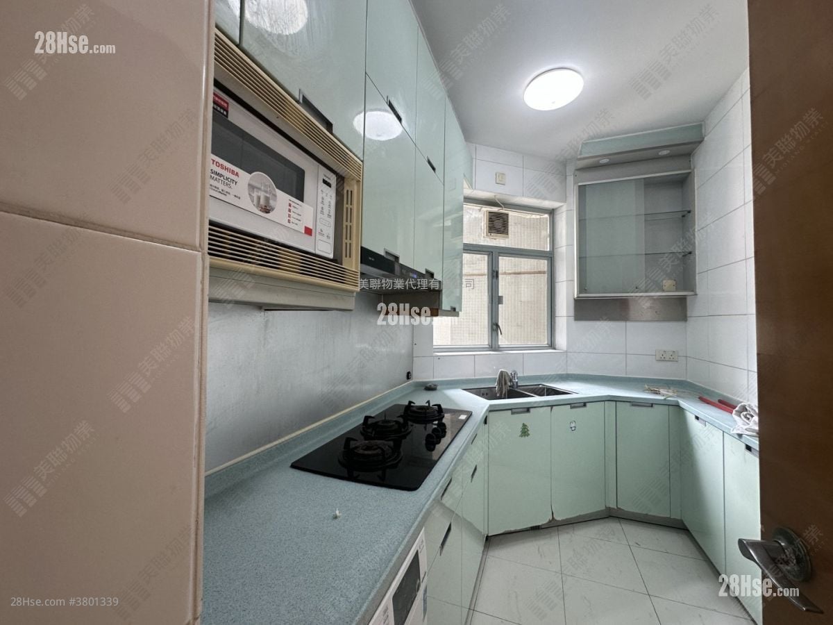 蓝天海岸 售盘 3 房 781 平方尺