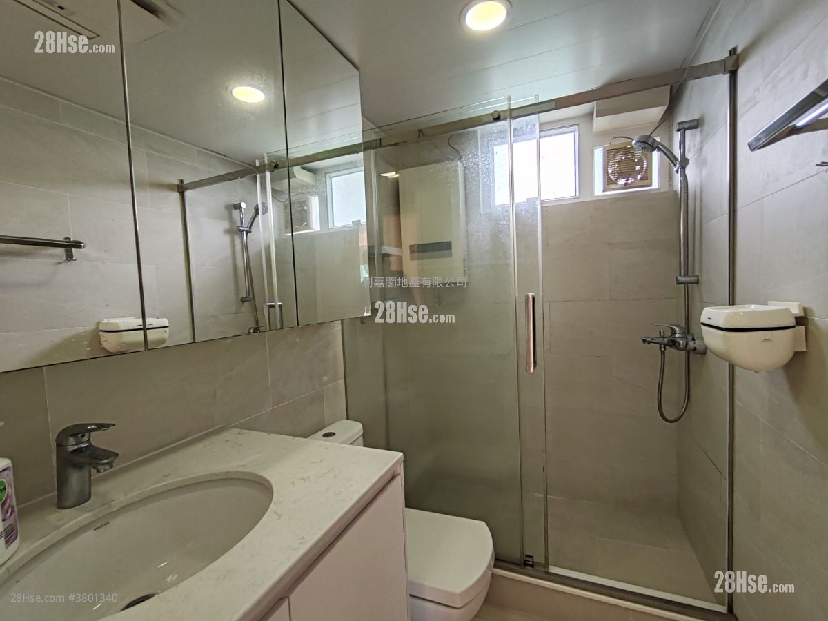 Scenery Garden Sell 3 Bedrooms , 2 Bathrooms 1,008 ft²