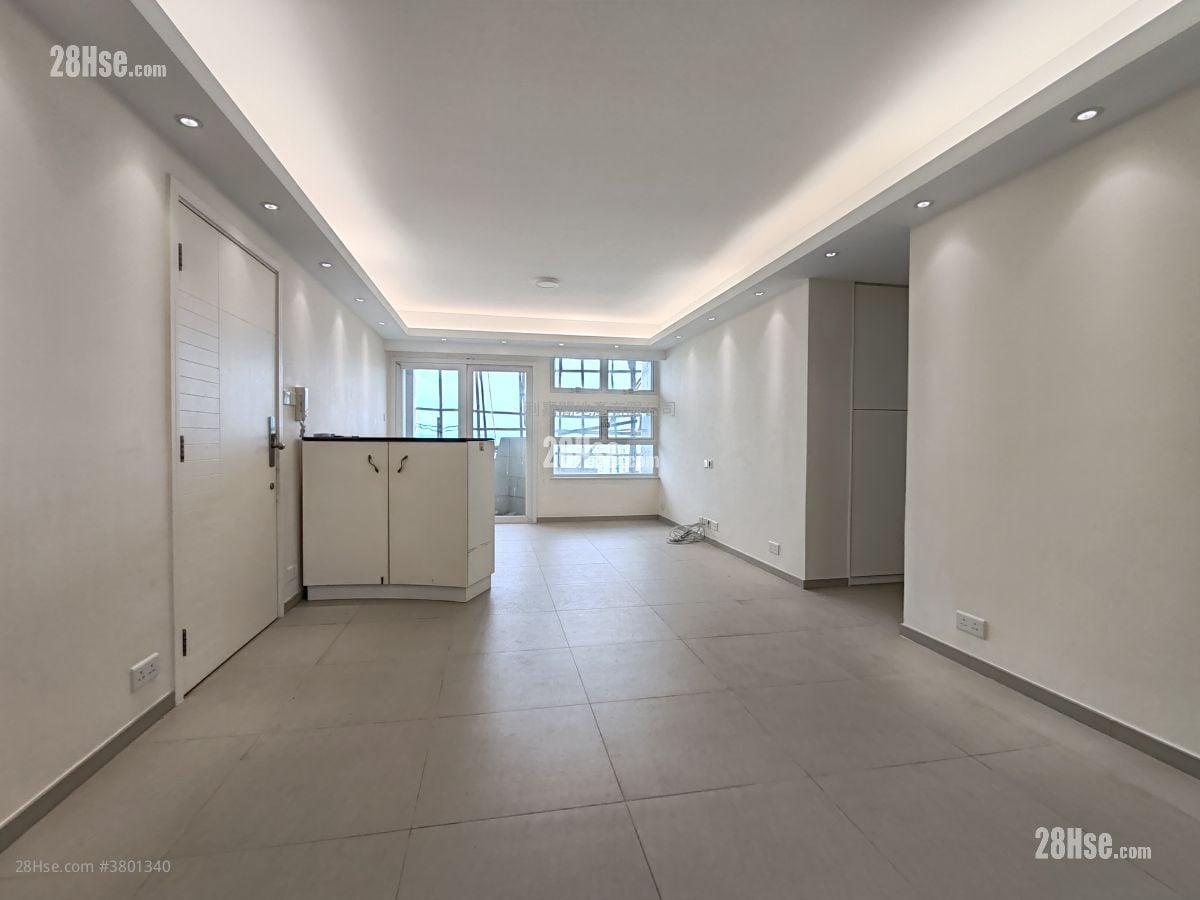 Scenery Garden Sell 3 Bedrooms , 2 Bathrooms 1,008 ft²