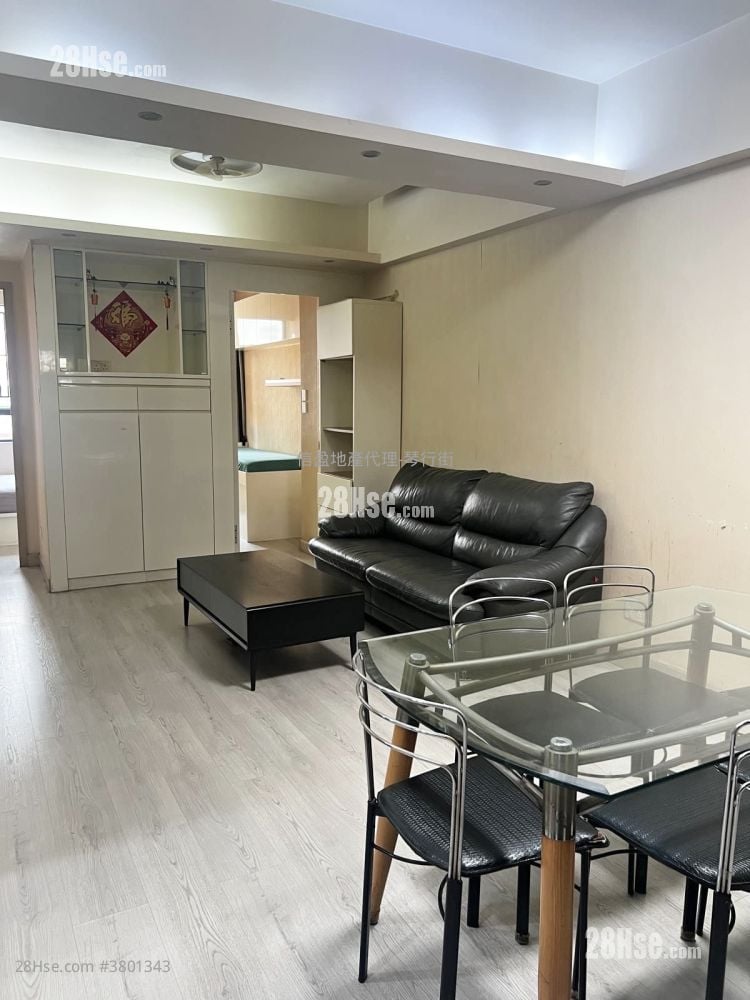 云华大厦 租盘 4 房 , 2 浴室 657 平方尺