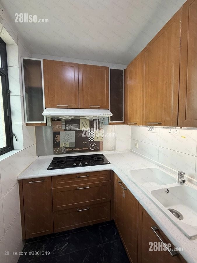 爱琴海岸 售盘 3 房 , 1 浴室 623 平方尺