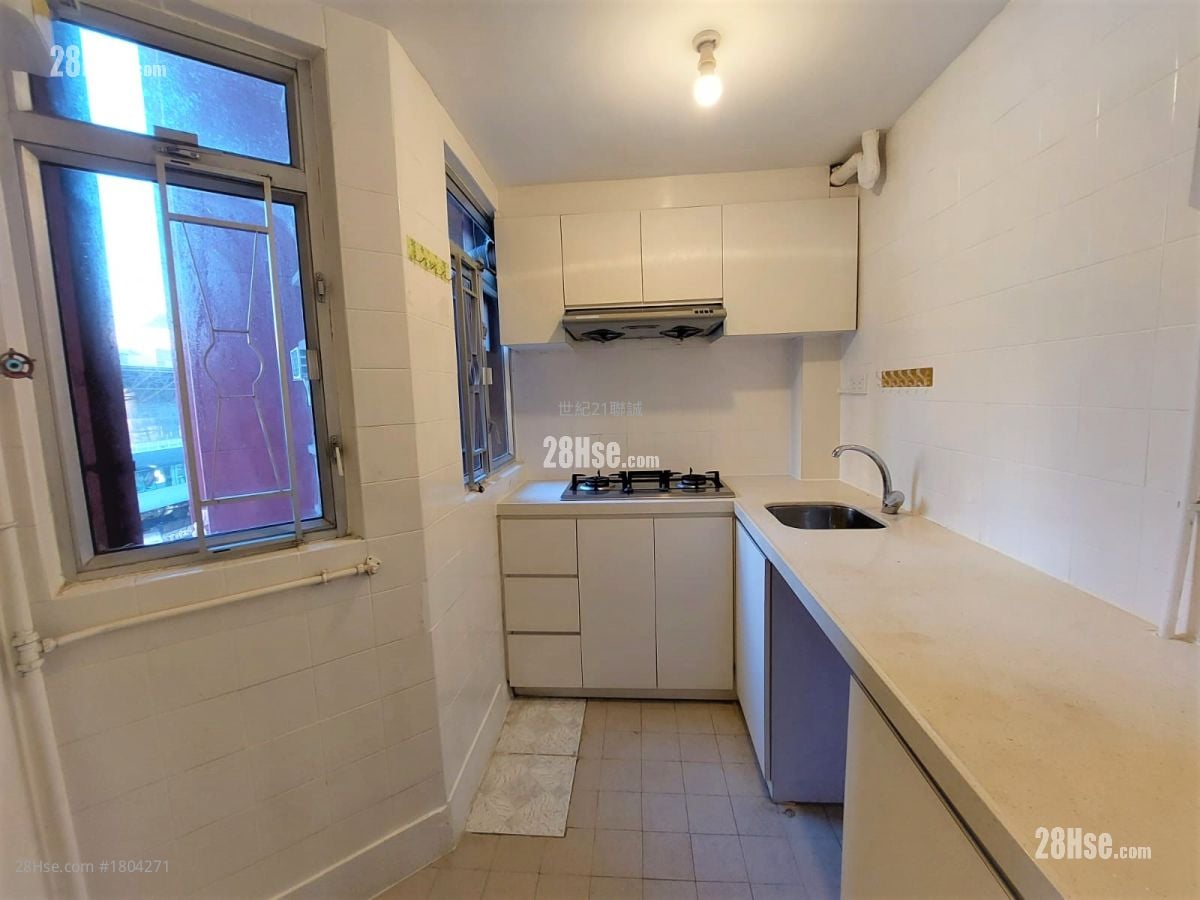 Hong Tin Court Rental 2 Bedrooms , 1 Bathroom 400 ft²