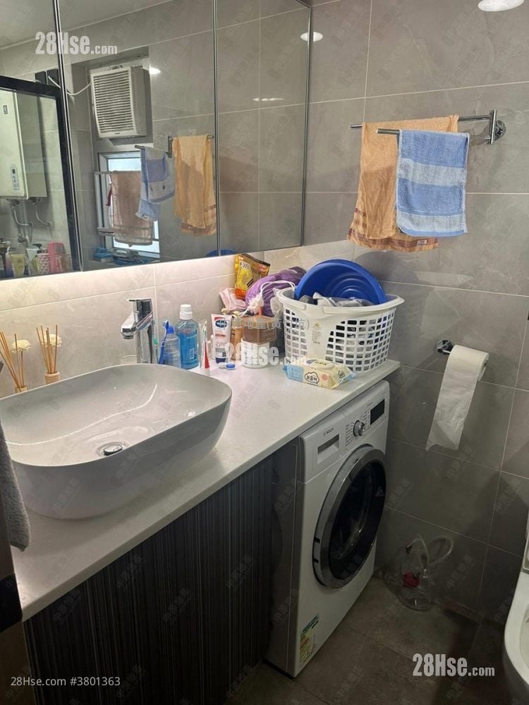 South Horizons Sell 2 Bedrooms , 1 Bathroom 545 ft²