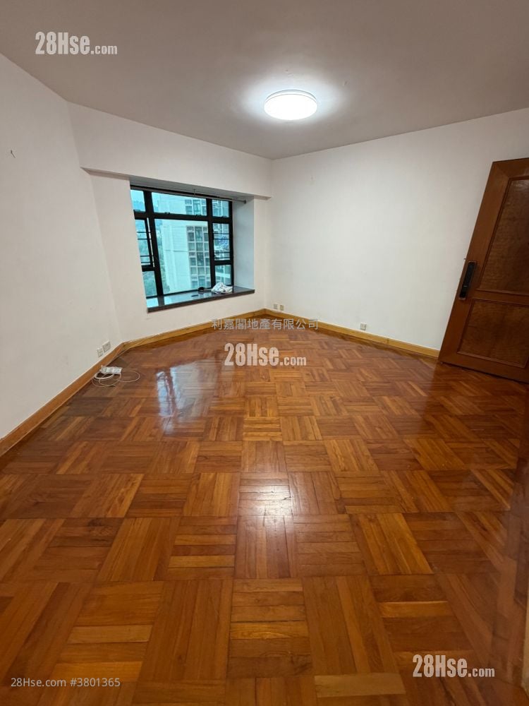 骏景园 租盘 594 平方尺