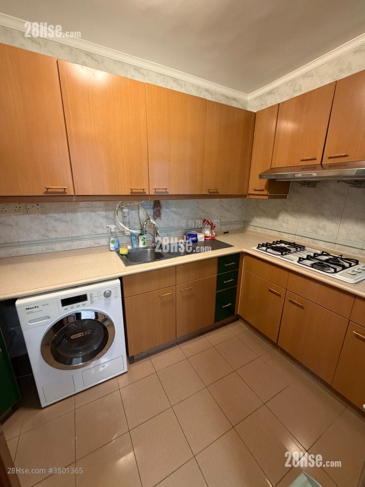 骏景园 租盘 594 平方尺