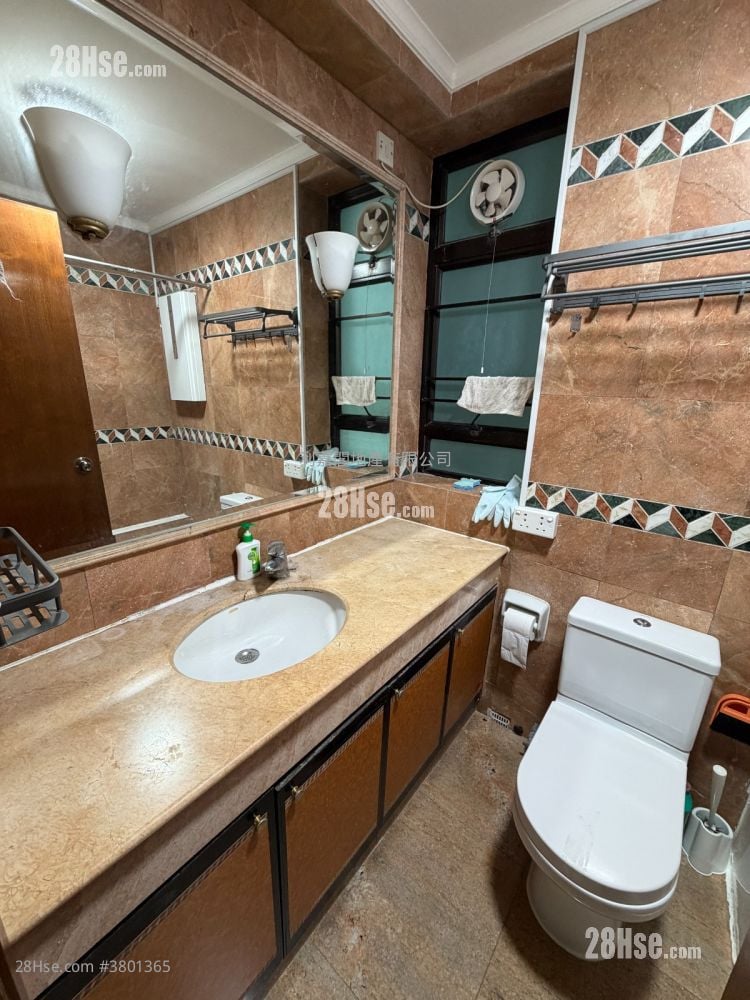 骏景园 租盘 594 平方尺