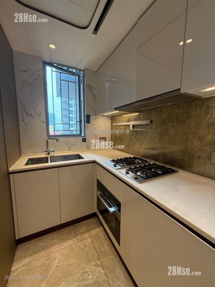 Monaco Rental 3 Bedrooms , 1 Bathroom 678 ft²