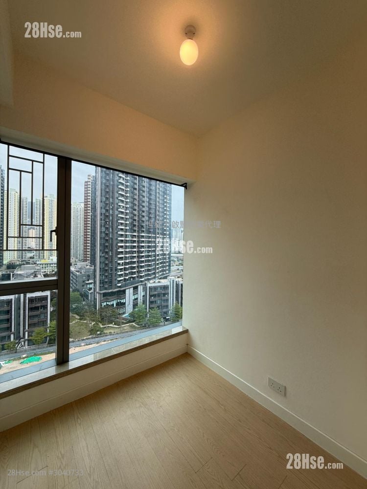 Monaco Rental 3 Bedrooms , 1 Bathroom 678 ft²