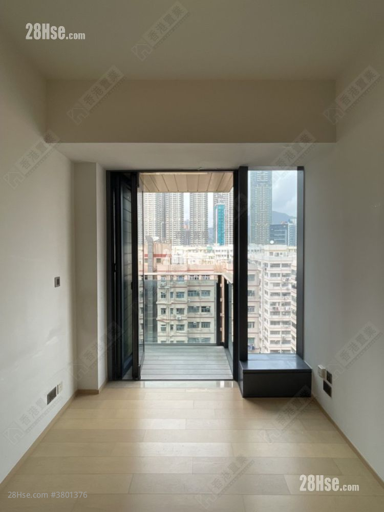Eltanin Square Mile Rental 252 ft²