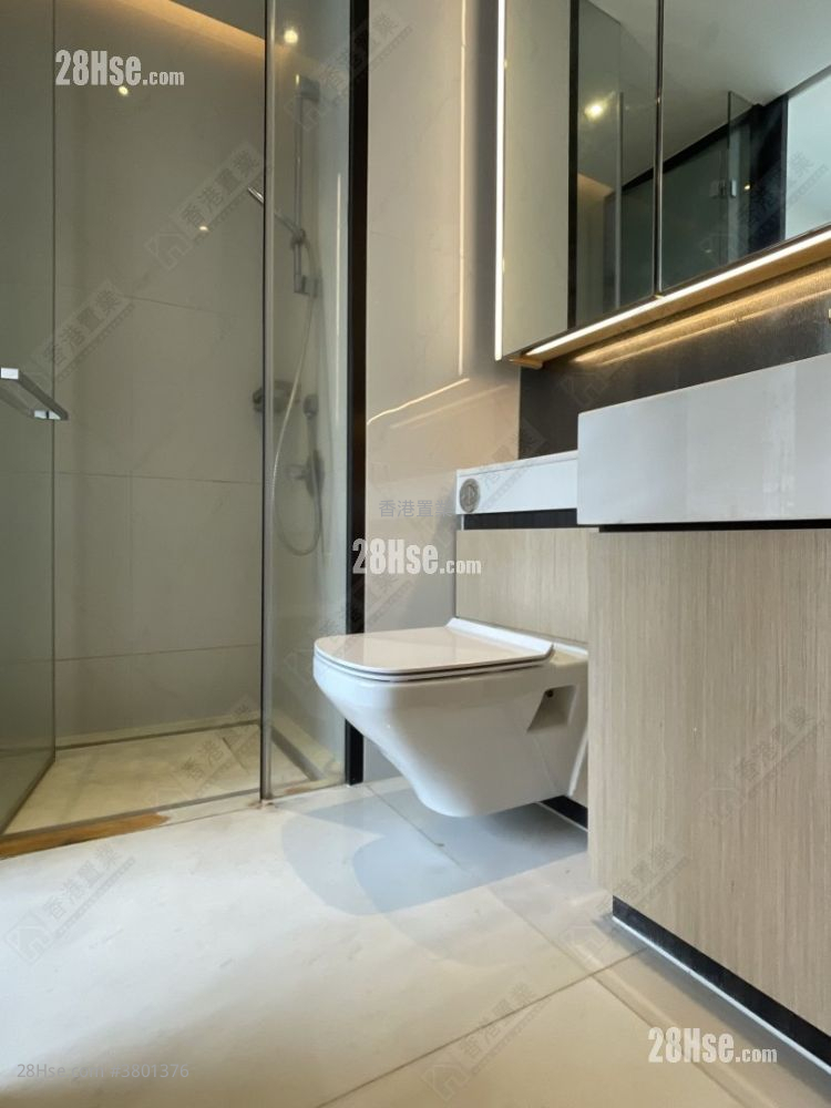 Eltanin Square Mile Rental 252 ft²