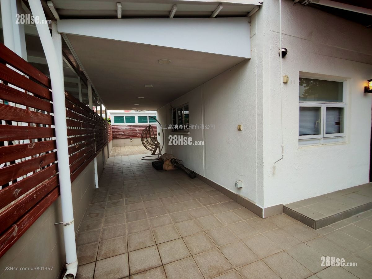 Fairview Park Rental 3 Bedrooms , 2 Bathrooms 848 ft²