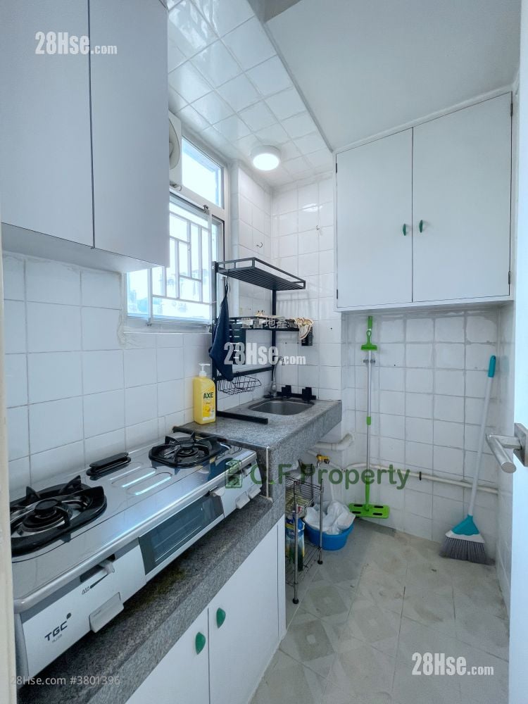 Kwai Fung Building Rental 1 Bedroom , 1 Bathroom 255 ft²