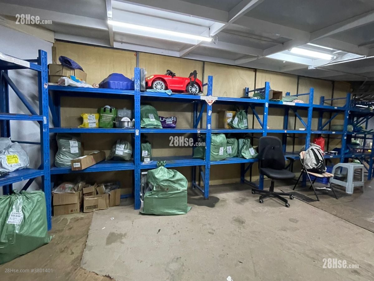 Tze Tin Tsuen Rental 400 ft²