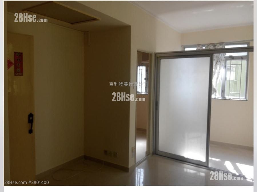 豪华阁 租盘 2 房 , 1 浴室 255 平方尺