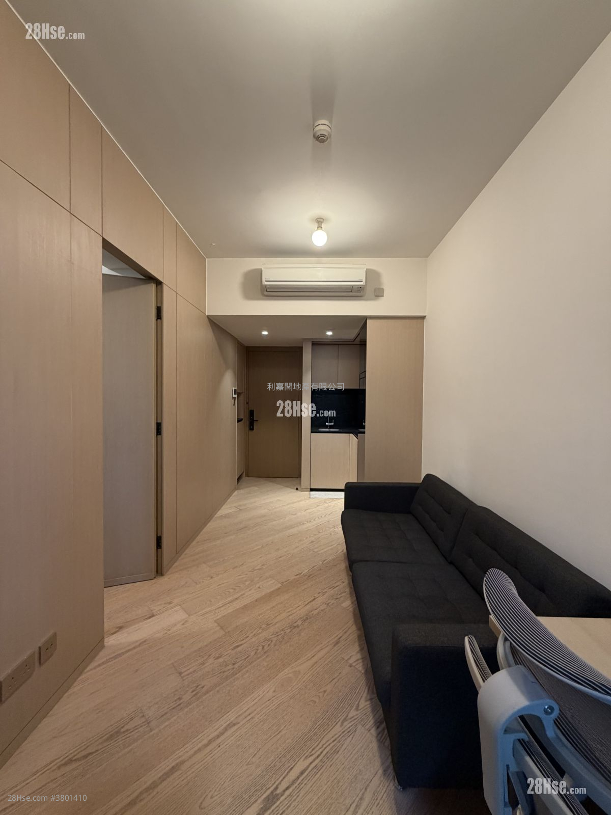 The Arles Rental 346 ft²