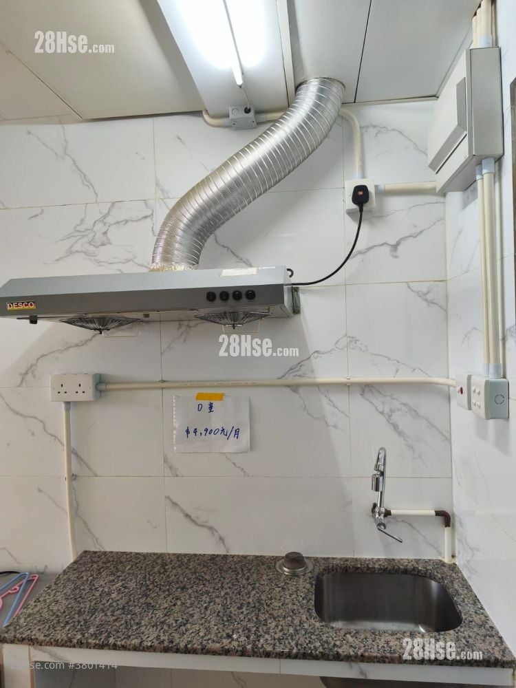 唐楼 租盘 160 平方尺