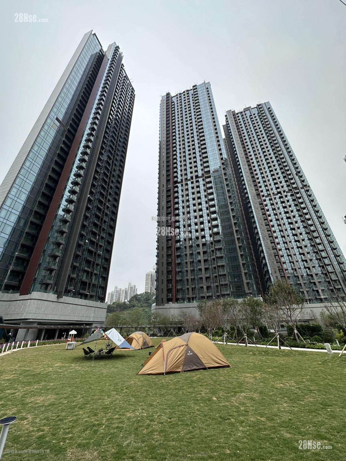 The Arles Rental 346 ft²