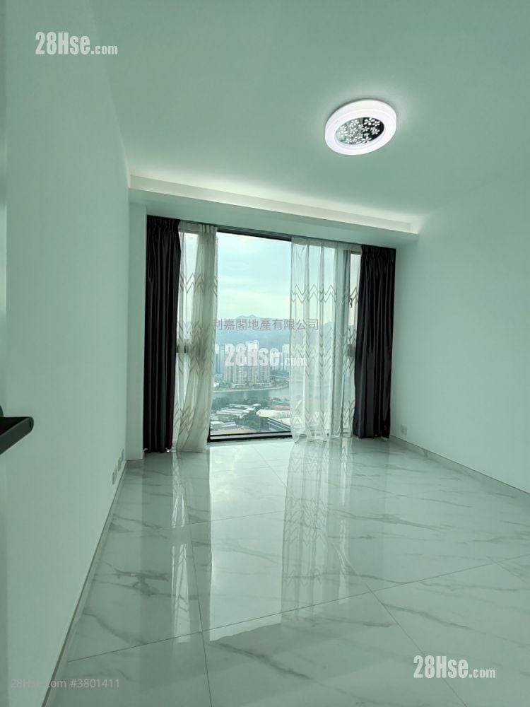 Royal Ascot Rental 4 Bedrooms , 3 Bathrooms 2,478 ft²