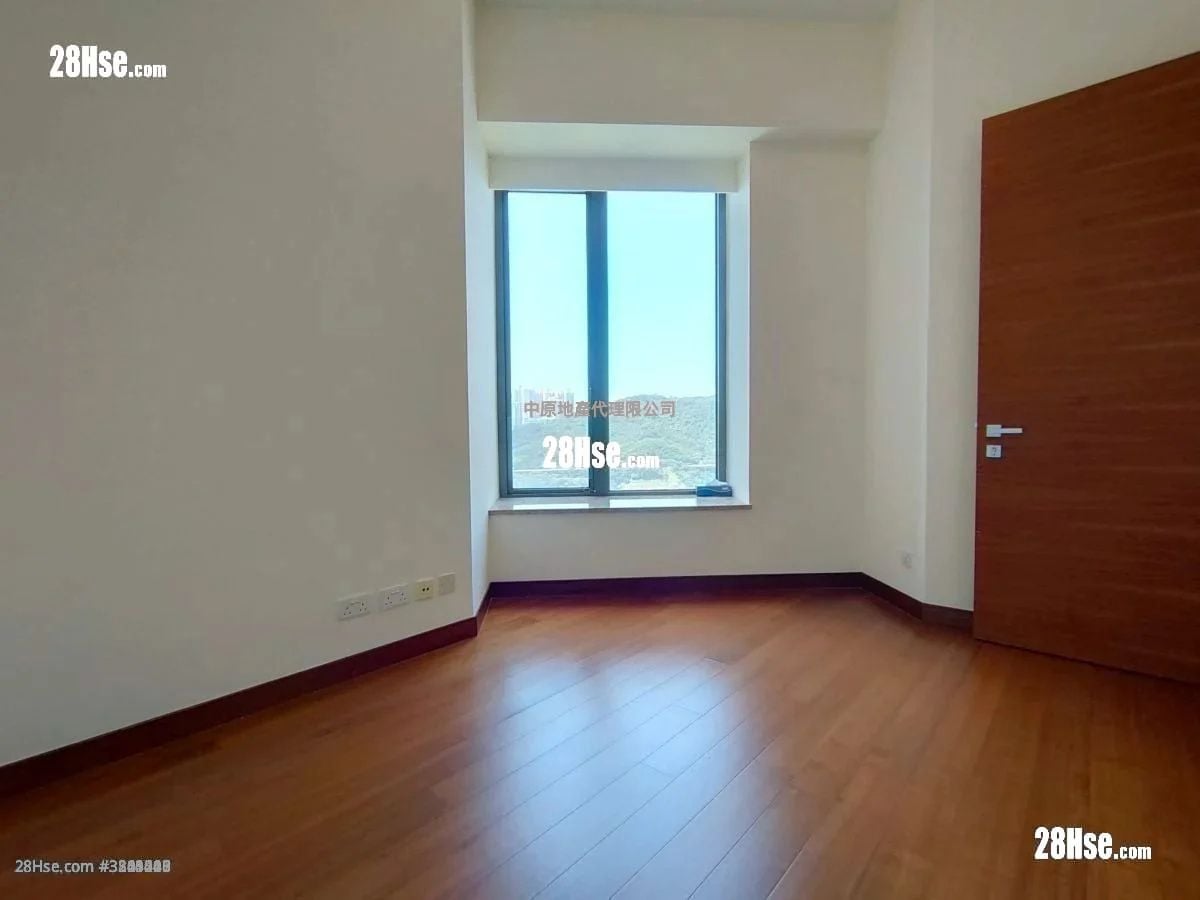 The Westminster Terrace Sell 4 Bedrooms , 4 Bathrooms 2,527 ft²