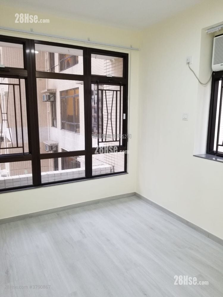 Pokfulam Gardens Rental 3 Bedrooms , 1 Bathroom 702 ft²