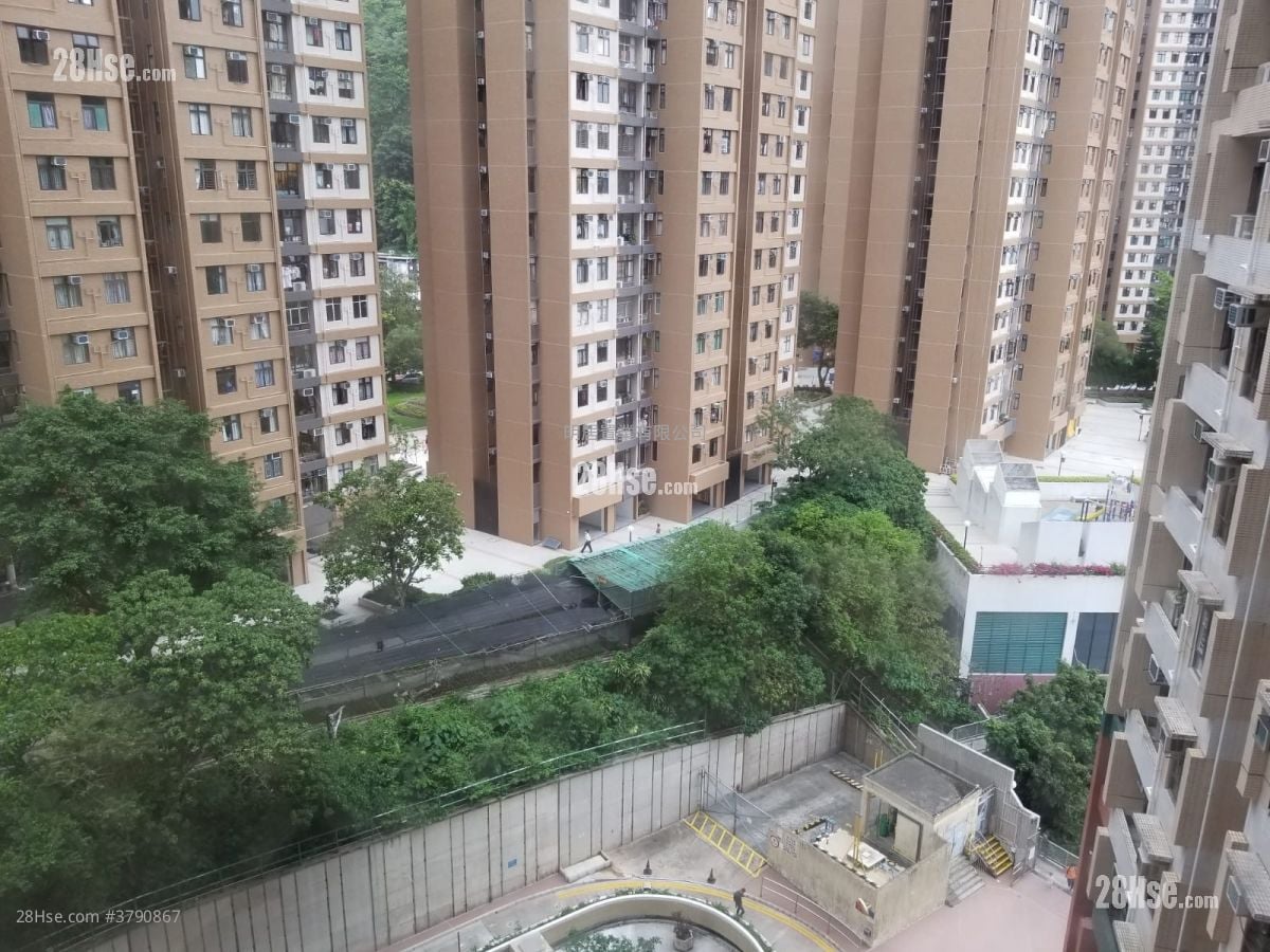 Pokfulam Gardens Rental 3 Bedrooms , 1 Bathroom 702 ft²