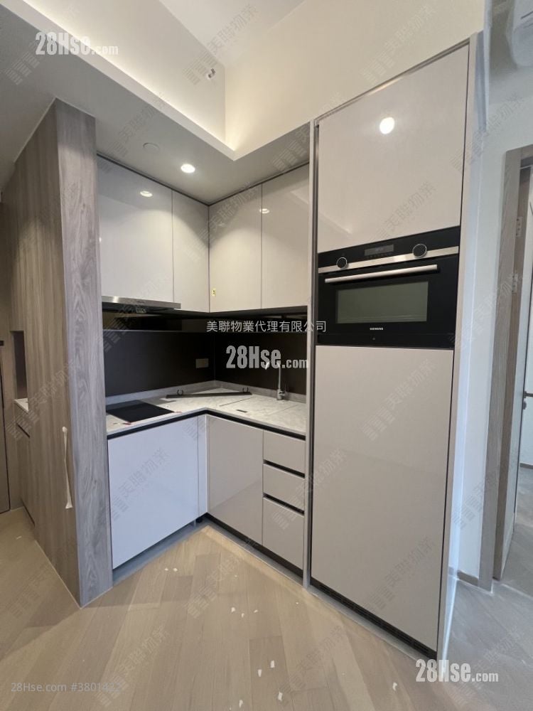 Villa Garda Ii Rental 339 ft²