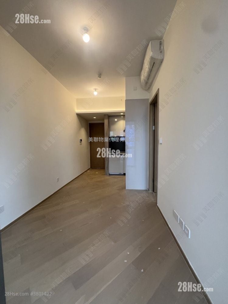 Villa Garda Ii Rental 339 ft²