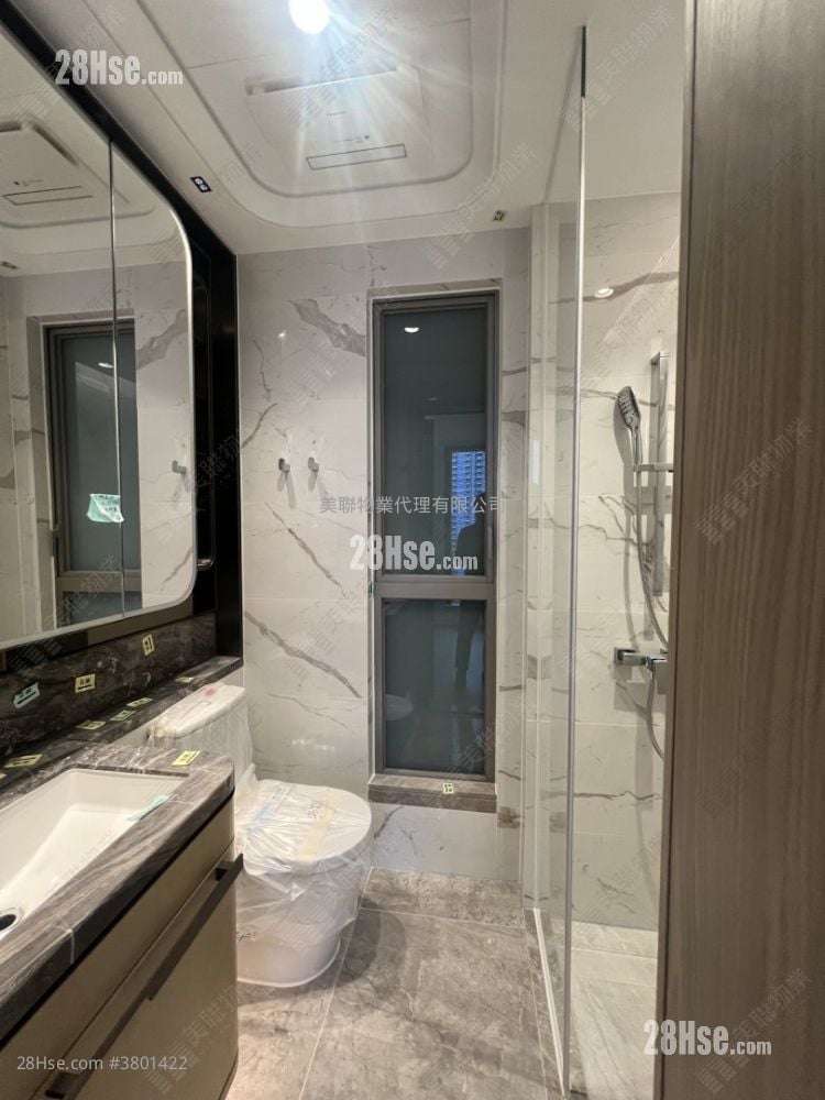 Villa Garda Ii Rental 339 ft²