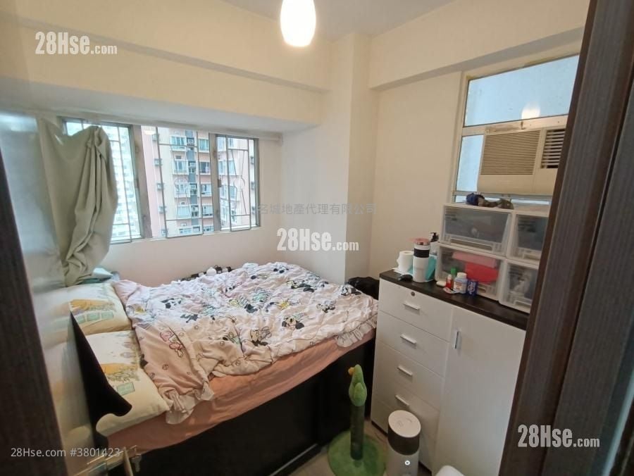 Golden Lion Garden Rental 1 Bedroom , 1 Bathroom 260 ft²