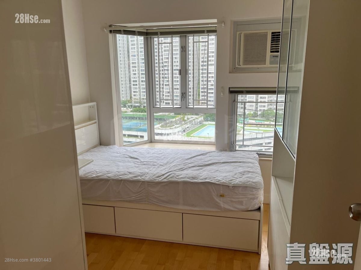 Mount Parker Lodge Sell 3 Bedrooms , 2 Bathrooms 720 ft²