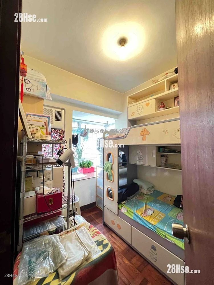 Tsuen King Garden Sell 2 Bedrooms , 1 Bathroom 362 ft²