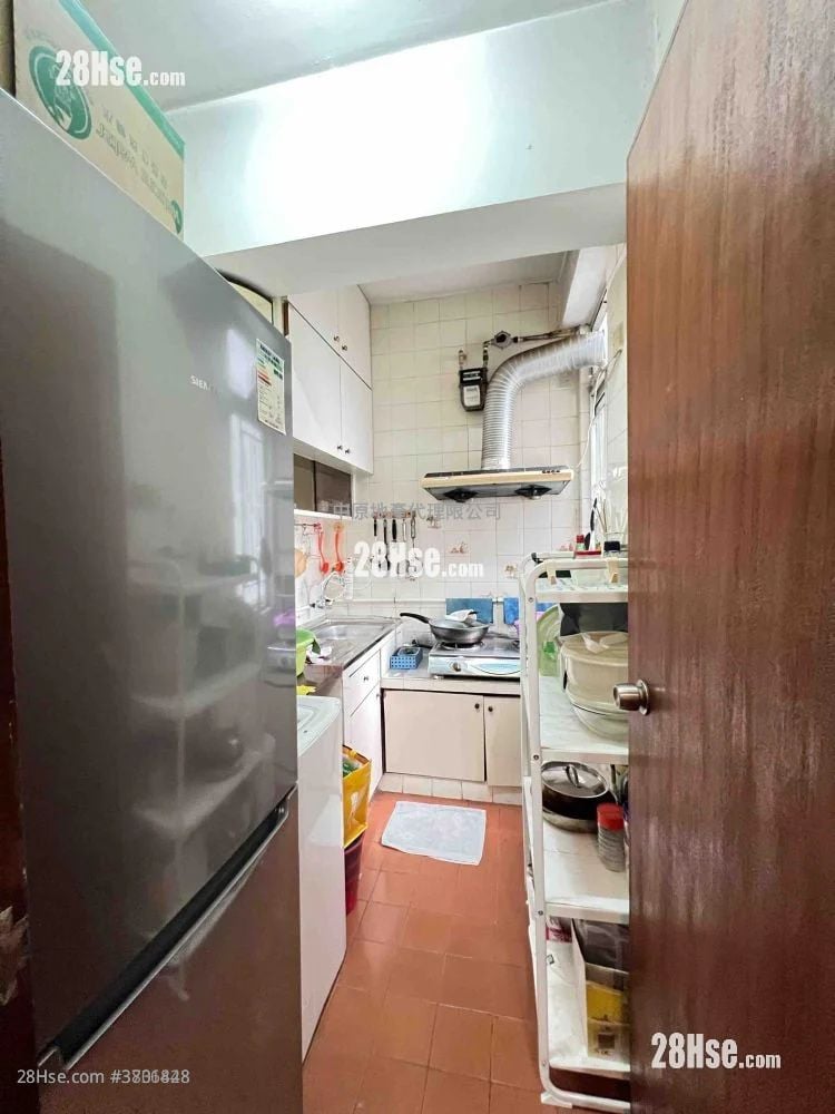 Tsuen King Garden Sell 2 Bedrooms , 1 Bathroom 362 ft²