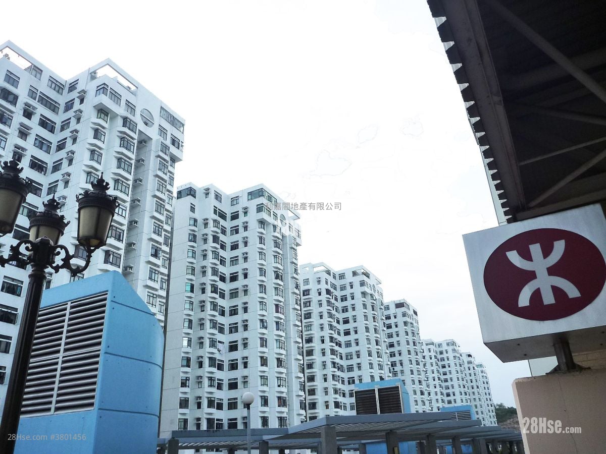 杏花邨 售盘 3 房 , 2 浴室 837 平方尺