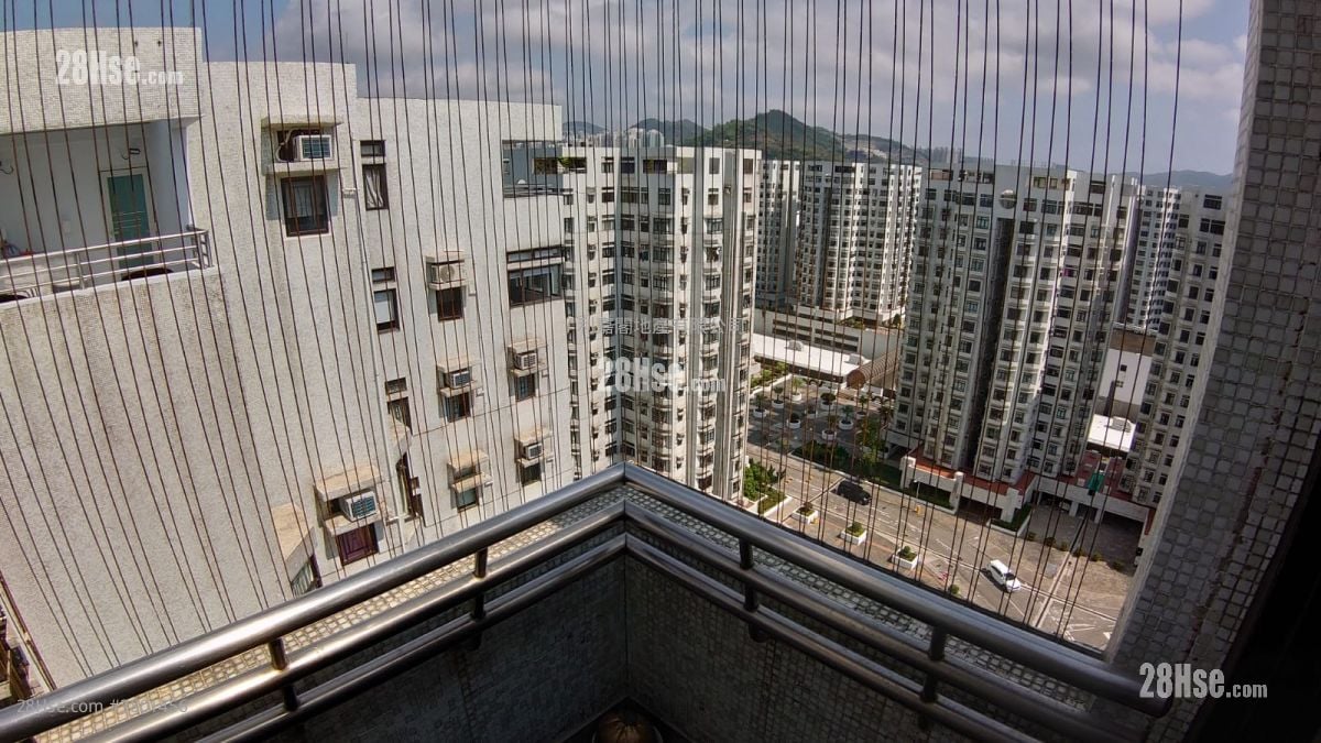 杏花邨 售盘 3 房 , 2 浴室 837 平方尺