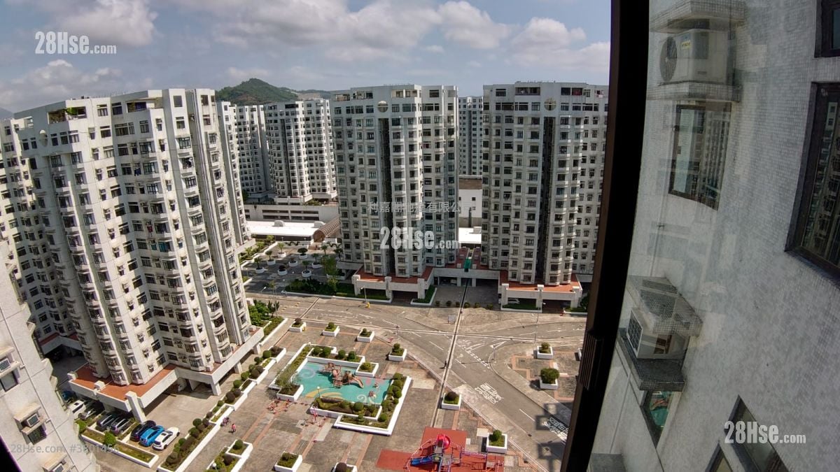 杏花邨 售盘 3 房 , 2 浴室 837 平方尺