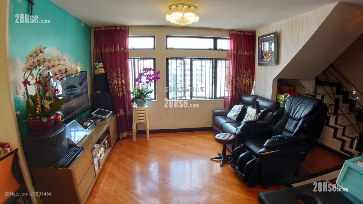 杏花邨 售盘 3 房 , 2 浴室 837 平方尺