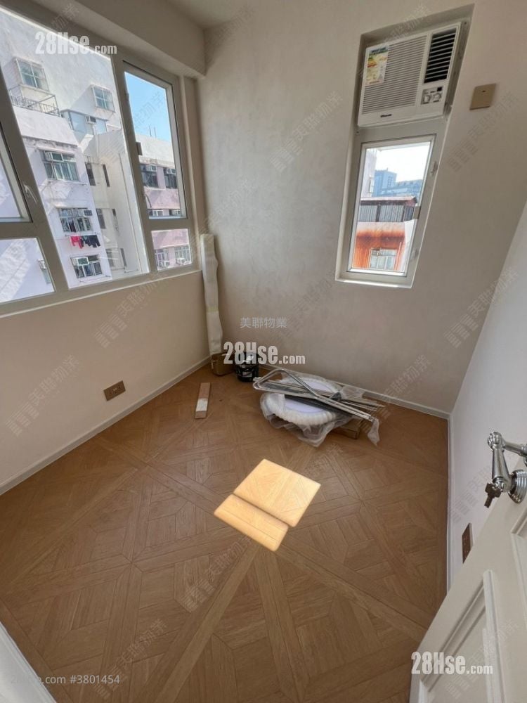 荃湾中心 售盘 2 房 354 平方尺