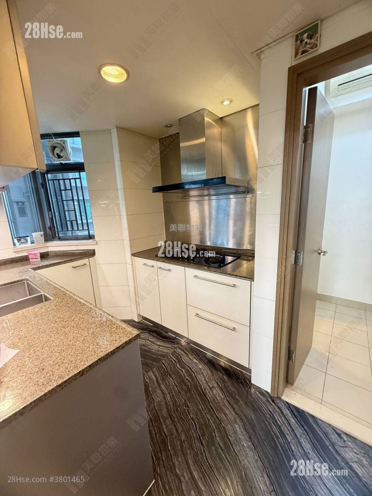 Yoho Midtown Rental 4 Bedrooms , 2 Bathrooms 1,026 ft²