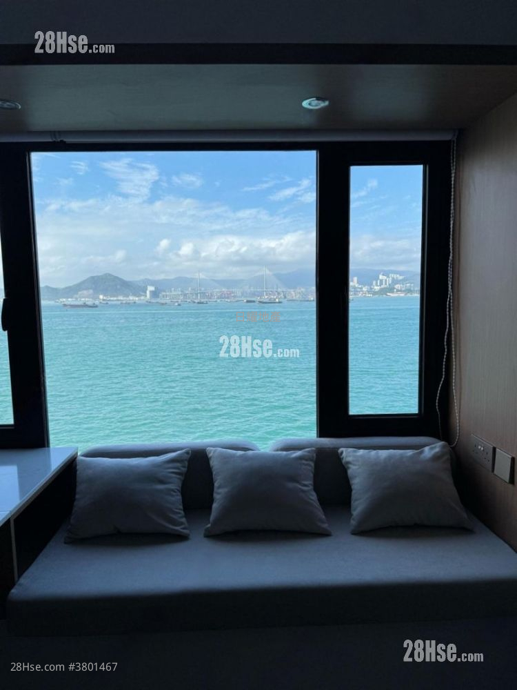 Hing Wong Building Sell 2 Bedrooms , 1 Bathroom 389 ft²