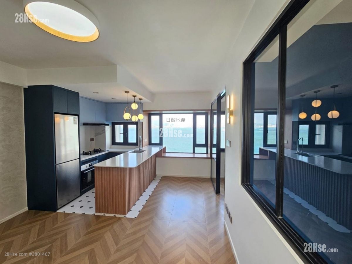 Hing Wong Building Sell 2 Bedrooms , 1 Bathroom 389 ft²