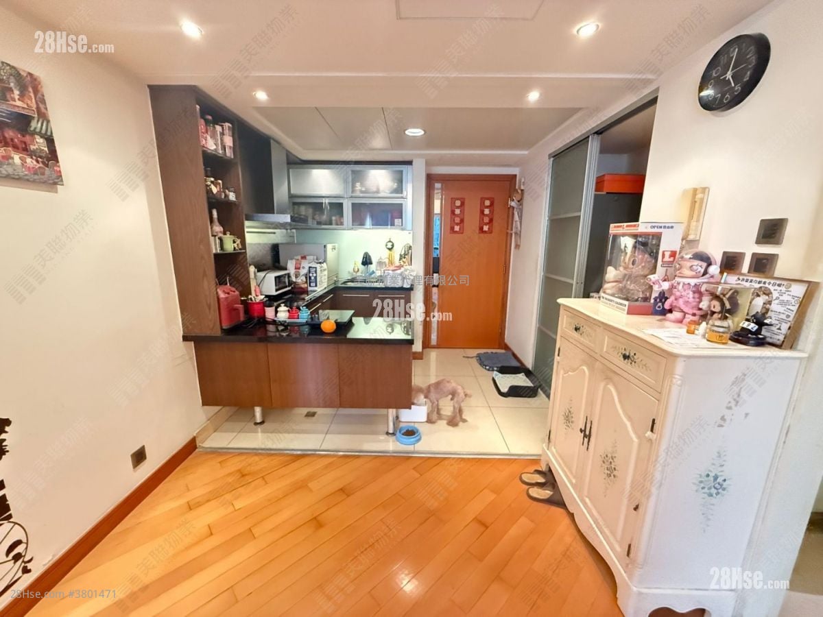 Chelsea Court Sell 1 Bedroom 464 ft²