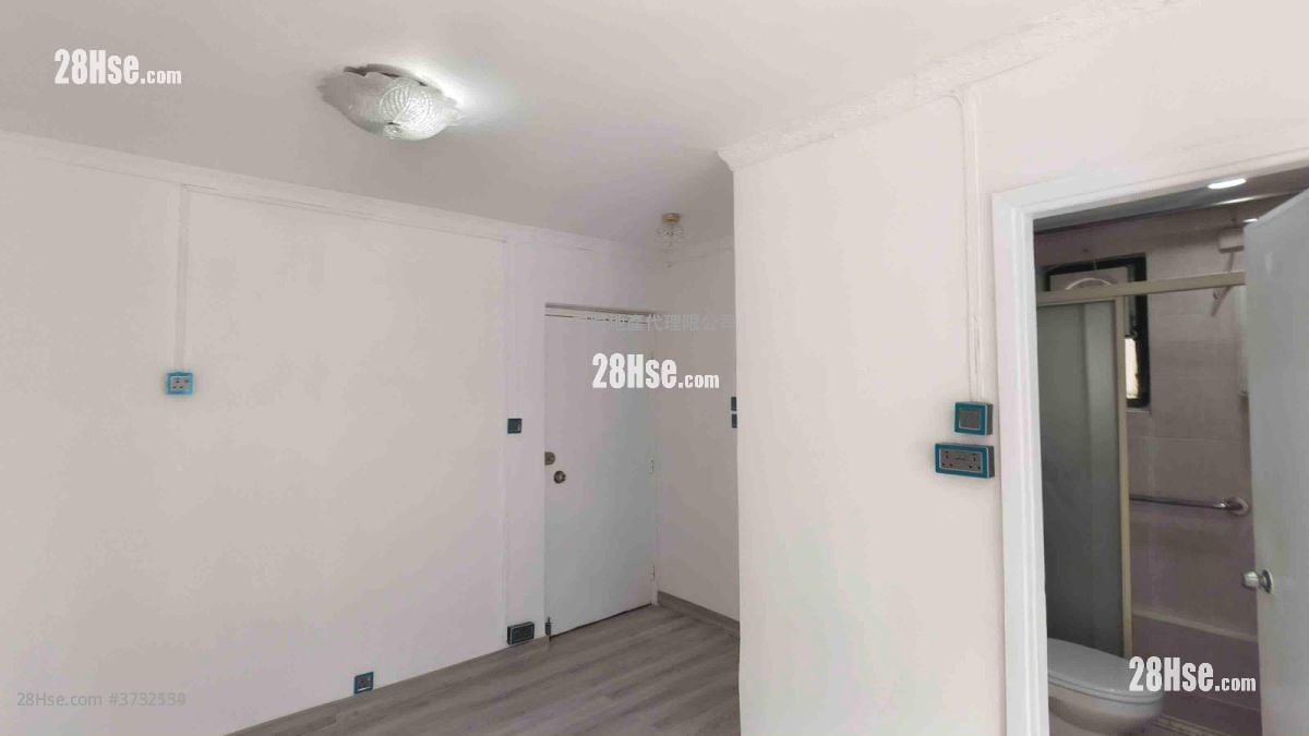 Clague Garden Estate Sell 1 Bedroom , 1 Bathroom 354 ft²