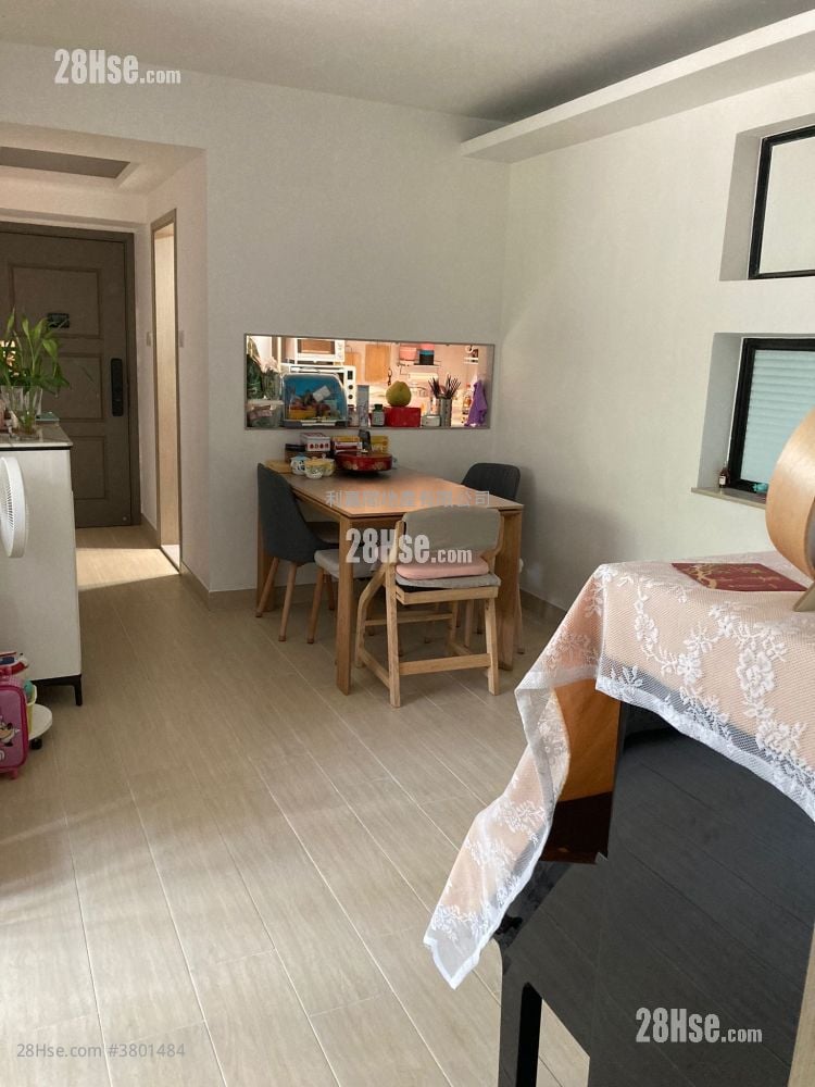 Bayview Garden Sell 3 Bedrooms , 2 Bathrooms 702 ft²