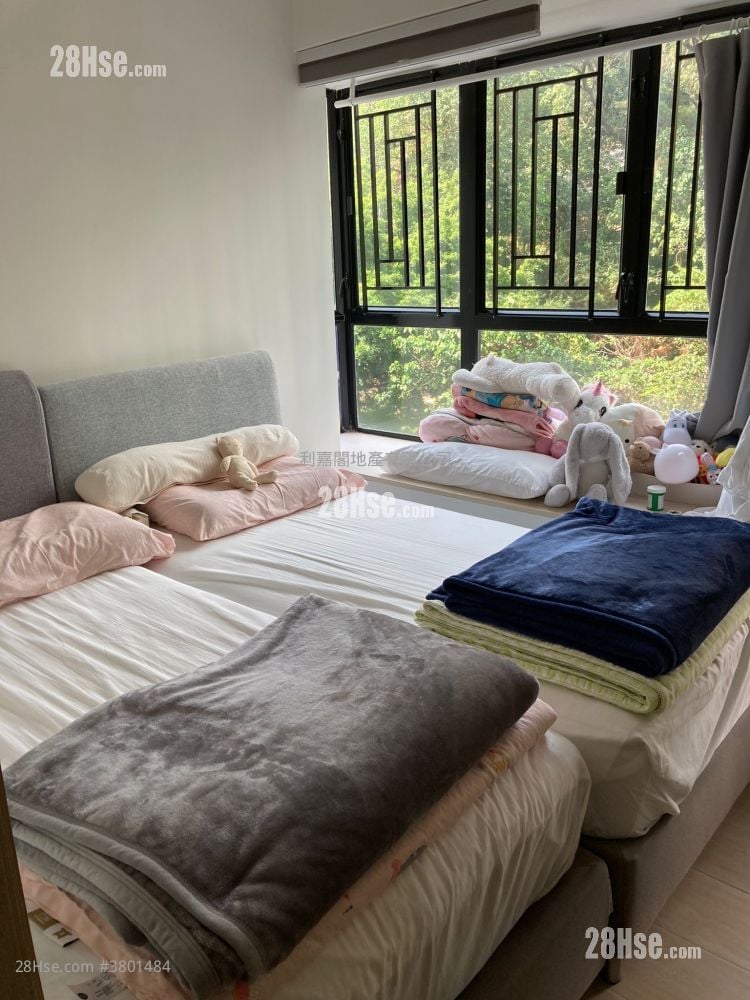 Bayview Garden Sell 3 Bedrooms , 2 Bathrooms 702 ft²