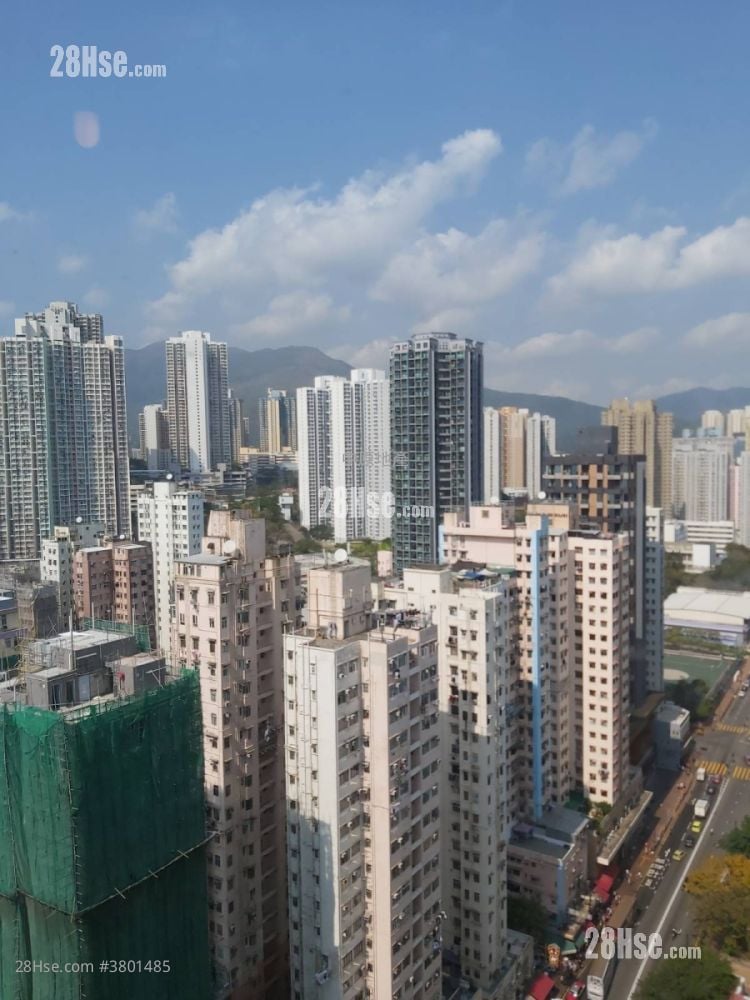 Kwai Chung Plaza Sell 1 Bedroom , 1 Bathroom 318 ft²