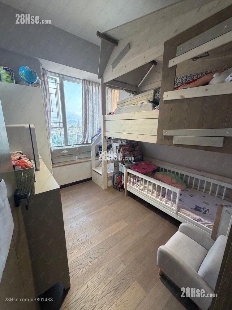 毕架山一号 售盘 3 房 1,101 平方尺