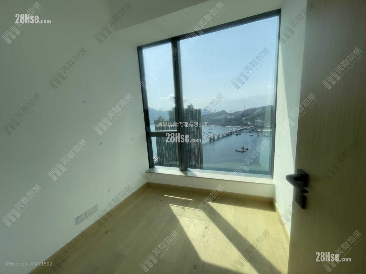 Grand Montara Sell 3 Bedrooms , 2 Bathrooms 715 ft²