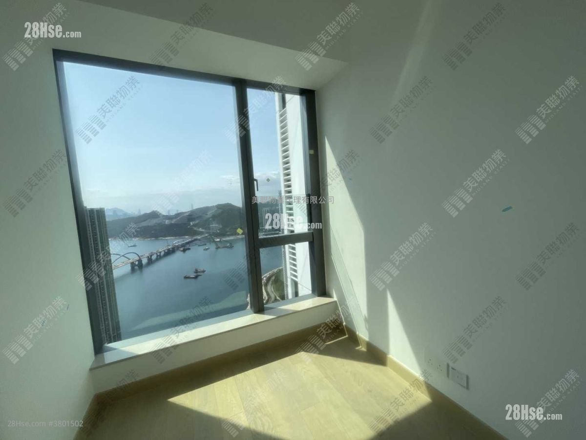 Grand Montara Sell 3 Bedrooms , 2 Bathrooms 715 ft²